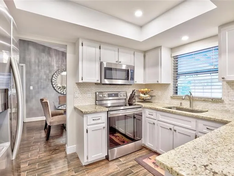 8209 Wellsmere Cir — Photo 15