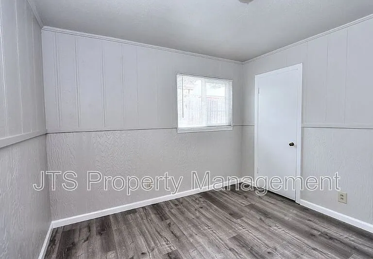 4439 V St #1 — Photo 41