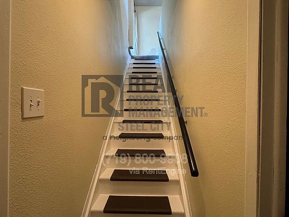 3rd image of 112 Scotland Rd APT D