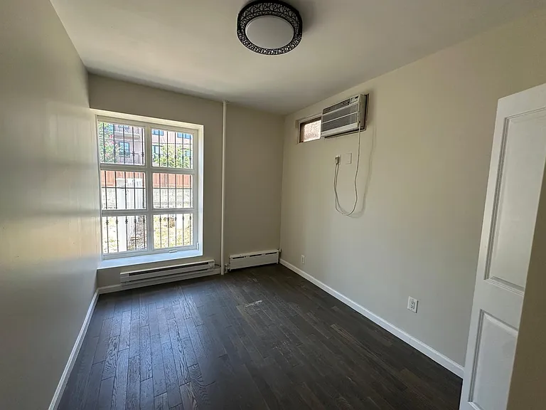31-80 38th St #1R — Photo 9