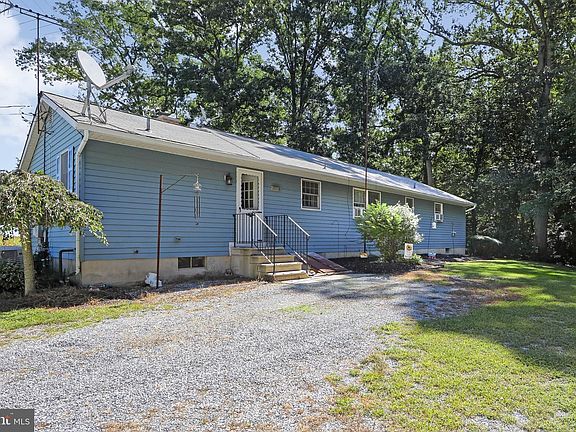 4th image of 85 Cedar Ln