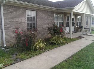 28 E Madison Ave, Danville, KY 40422