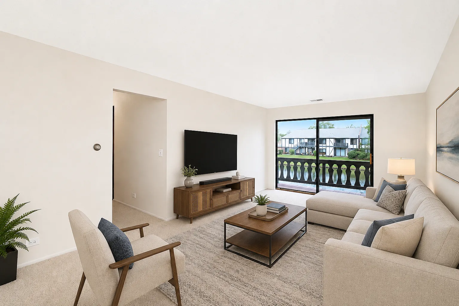 3 bed, 1275 sqft, $2,690 — Photo 4