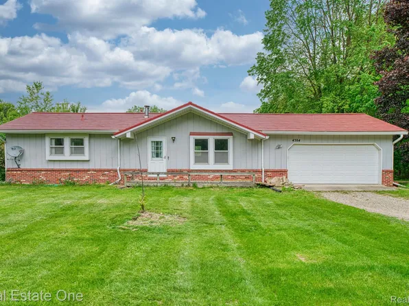 4384 Dexter Pinckney Rd, Dexter, MI 48130