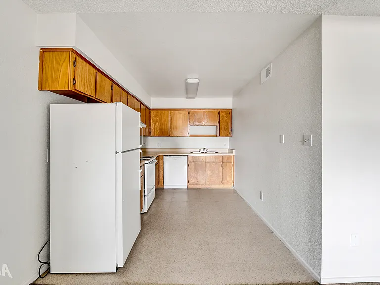 Verde Point Apartments — Photo 16