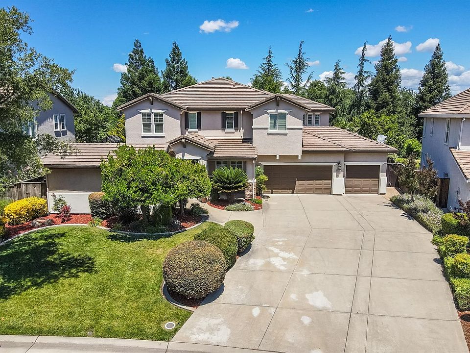 1st image of 2556 Macero St