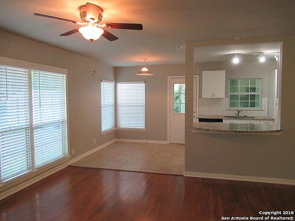 4th image of 362 Timberlane Dr