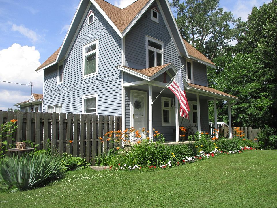 202 Cherry Street Front