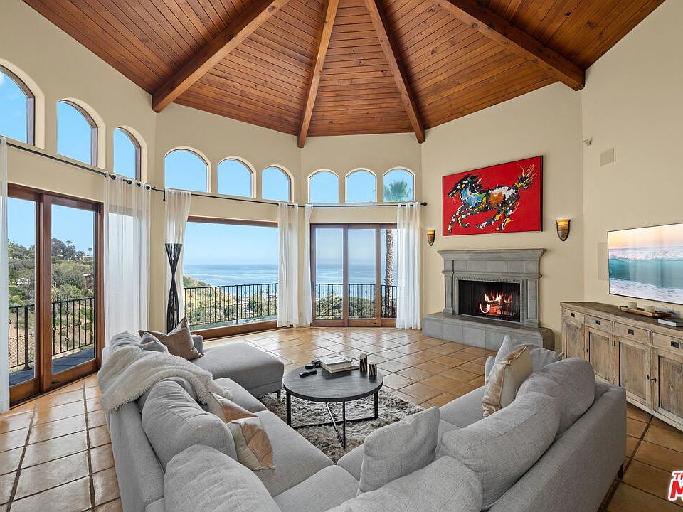 82b1bf0c88249fa7b5f0096213ad55