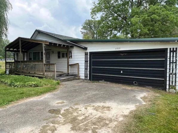 4509 Arden Park Dr, Silverwood, MI 48760