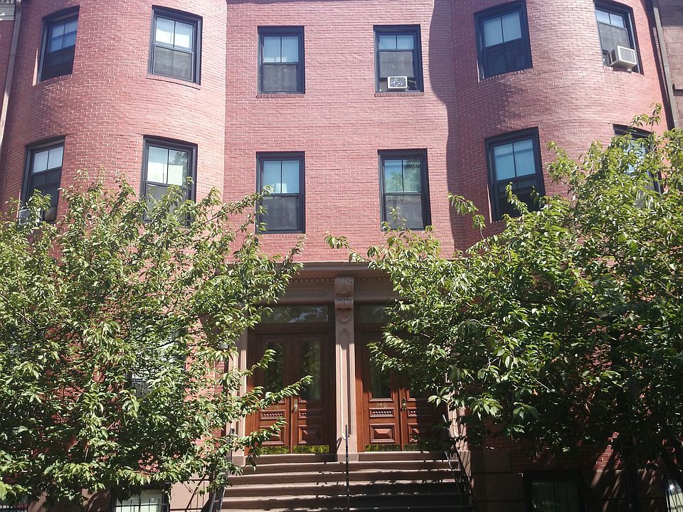 2nd image of 544 Massachusetts Ave