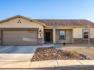 7100 Aretha Way, Las Cruces, NM 88012