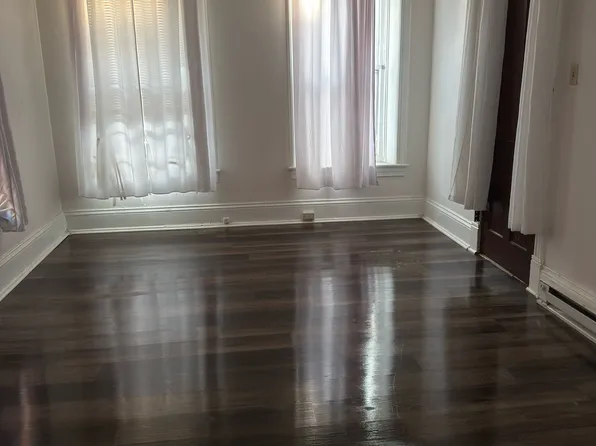 25 S Locust St #1, Hagerstown, MD 21740