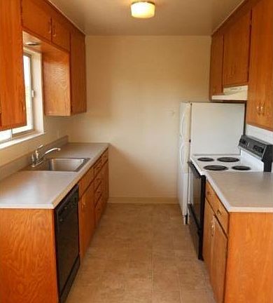 5th image of 1526 Stokes St APT 4