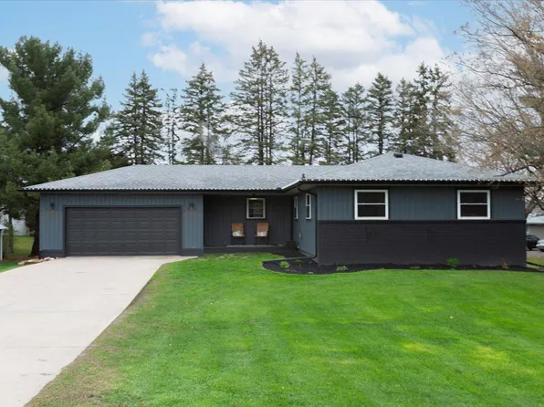 317 Deronda St, Amery, WI 54001