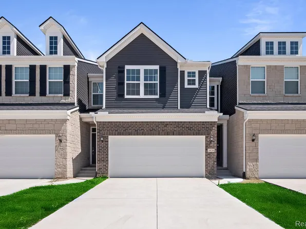 1438 Superior Dr, Milford, MI 48381