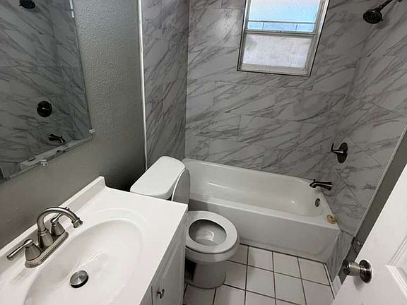 5th image of 1718 S Washington Ave #1720