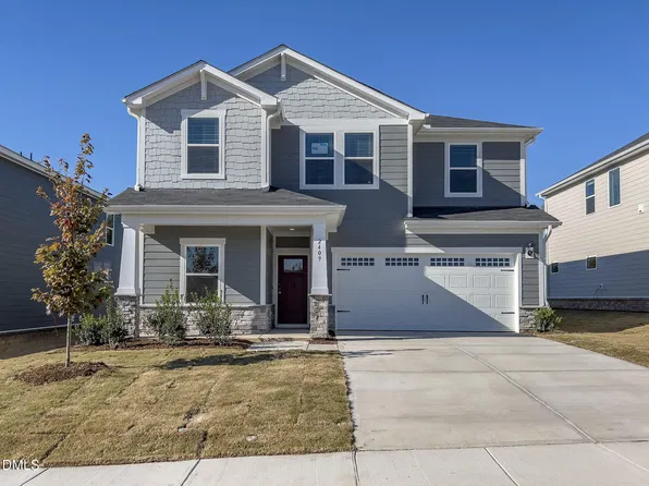 2409 Rosewood Bluff Dr, Zebulon, NC 27597