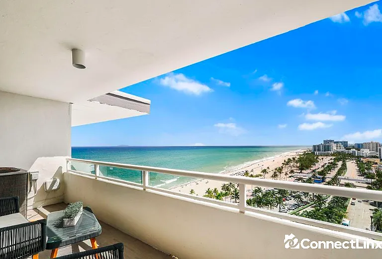 545 S Fort Lauderdale Beach Blvd — Photo 4