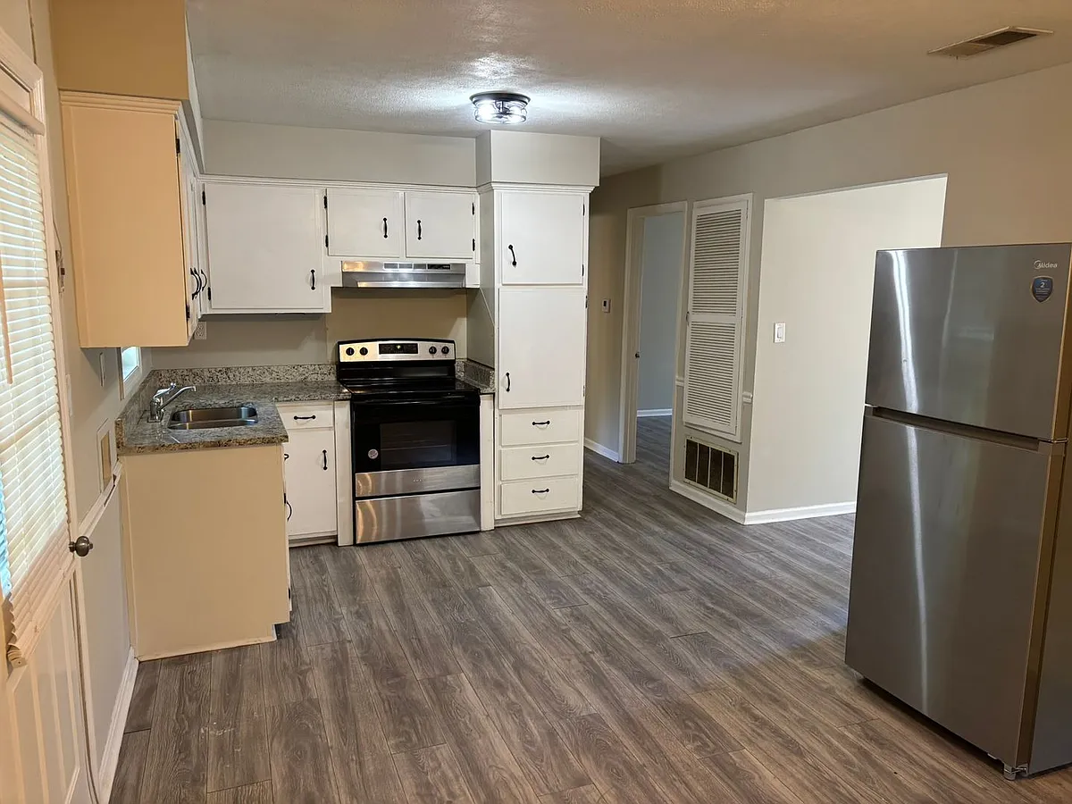 Building Photo - 1507 Celia Dr