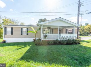7715 Walnut Ln, Mount Airy, MD 21771