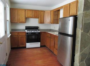 23 Roberts Ln, Stanardsville, VA 22973