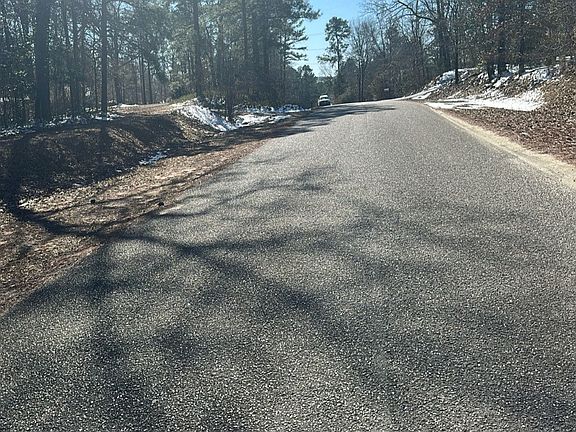 5th image of 261 Kings Way