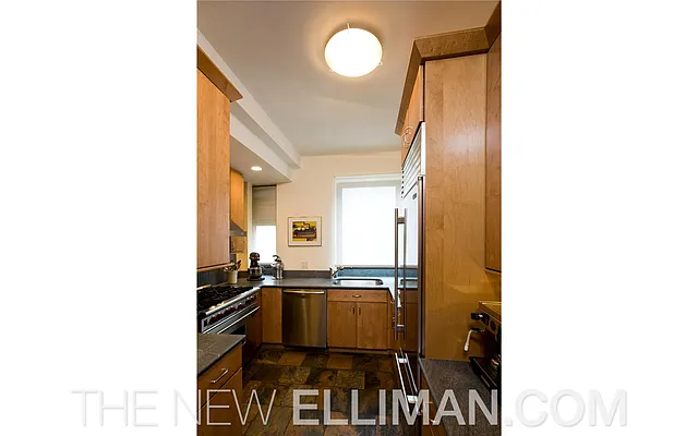 Sold by Douglas Elliman | media 10