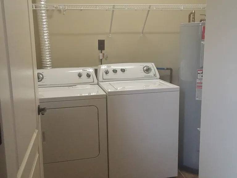 Hayden Place Apartments — Photo 65