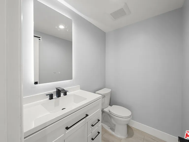 441 N Oakhurst Dr #206 — Photo 22