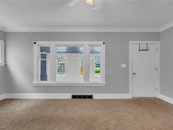 4th image of 14009 Scioto Ave