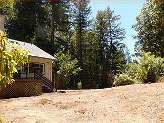 4th image of 1020 Warren Dr