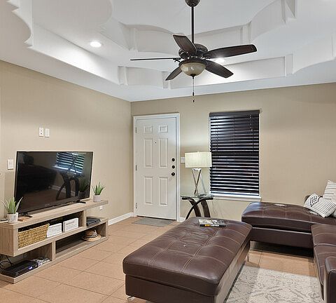 5th image of 2001 S Bridge Ave APT 4