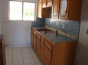 3rd image of 2620 Willoughby Ave
