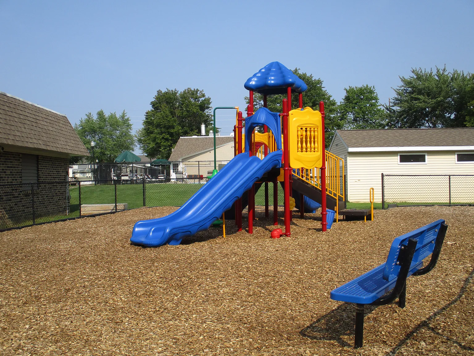 Cutler Estates — Photo 3