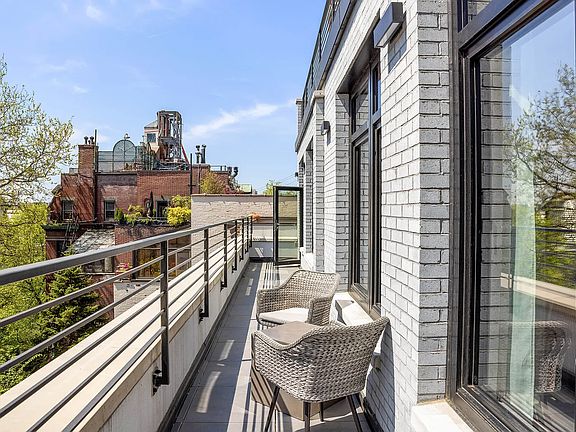 5th image of 324 W 108th St Penthouse B