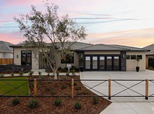 7902 Ruthburg Way, Bakersfield, CA 93314