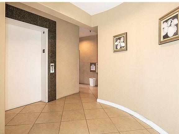 5th image of 120 De Anza St