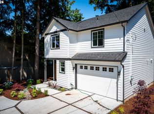 2217 SE 113th Ave, Portland, OR 97216