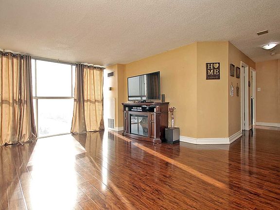 2nd image of 25 Trailwood Dr #1108
