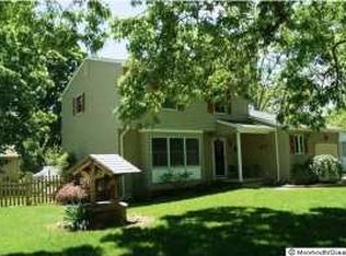21 Ridgewood Dr, Toms River, NJ 08755