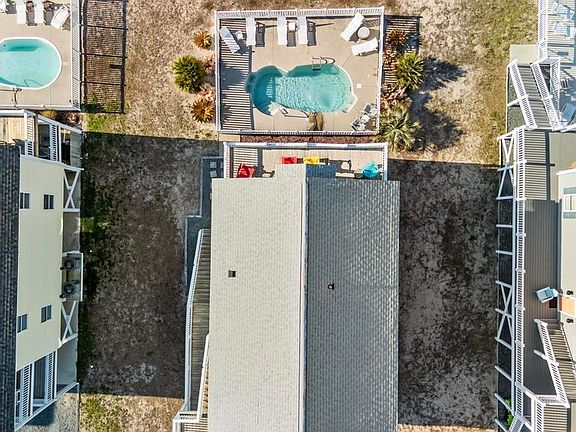 2nd image of 1255 New River Inlet Road