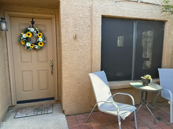 2518 N Palo Santo Dr, Tucson, AZ 85745