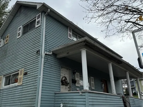 814 Cherry Ln, Connellsville, PA 15425