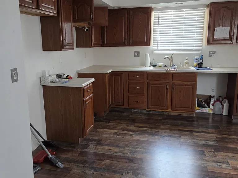 2241 Vaness Dr — Photo 7