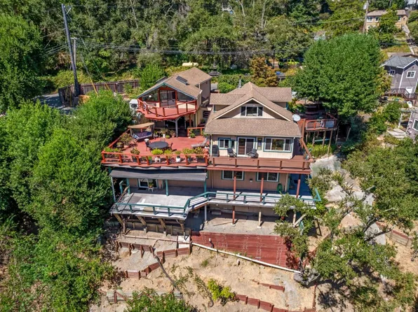21560 Madrone Dr, Los Gatos, CA 95033