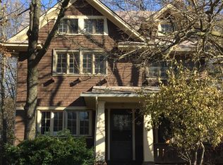 947 Brunswick Rd, Cleveland Heights, OH 44112