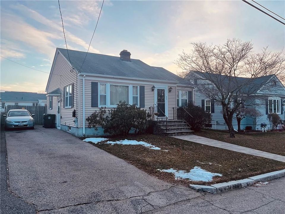 1st image of 268 Grosvenor Ave