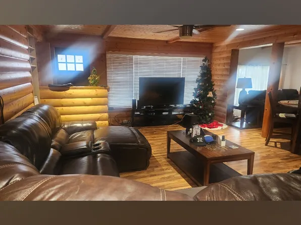 2N085 Amy Ave, Glen Ellyn, IL 60137