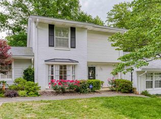 1449 Hampton Glen Ct, Decatur, GA 30033